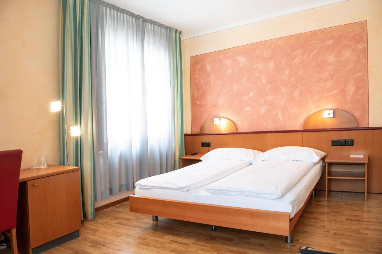 Hotel Al Giardinetto Biasca Esterno foto