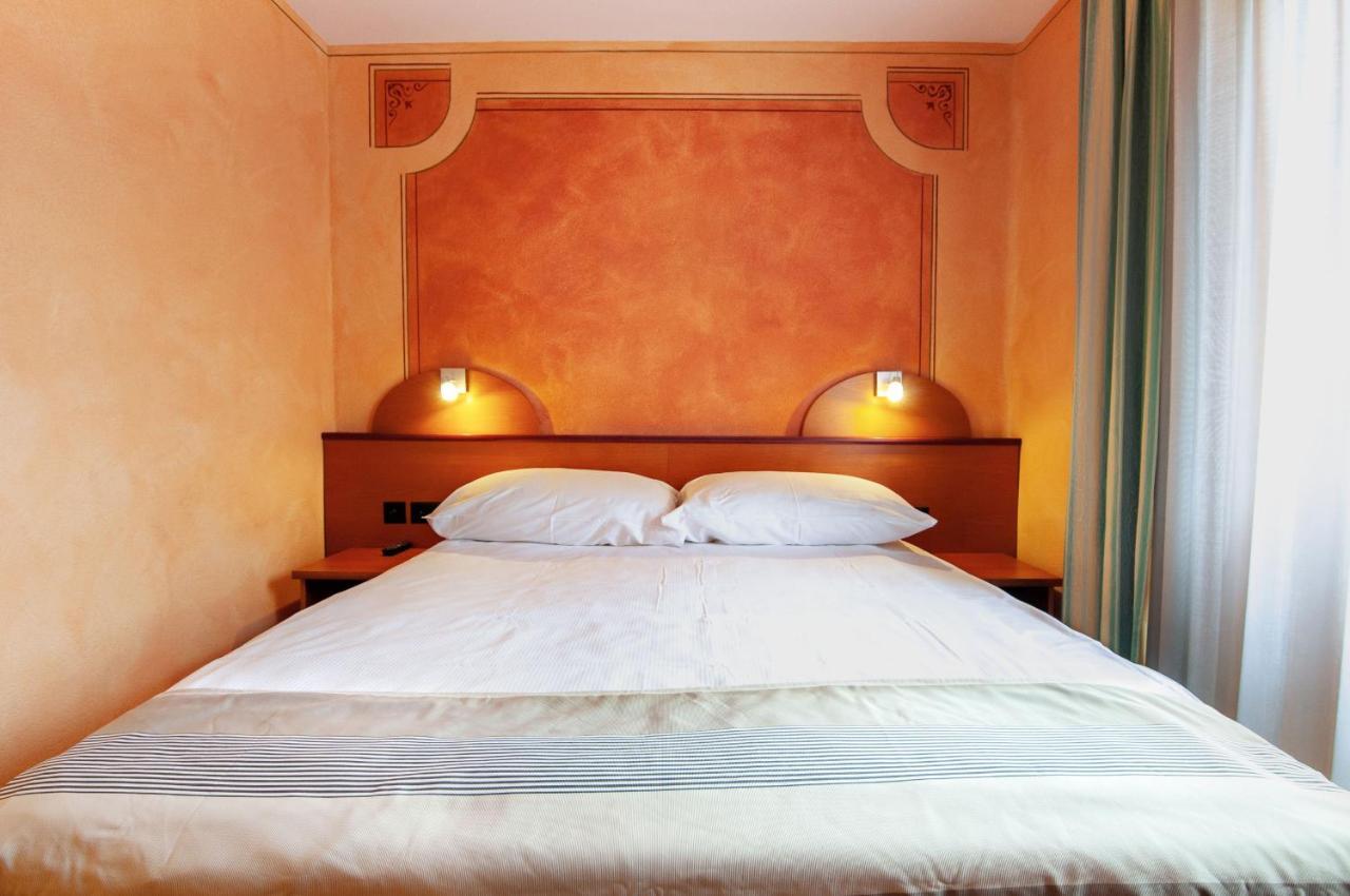 Hotel Al Giardinetto Biasca Esterno foto