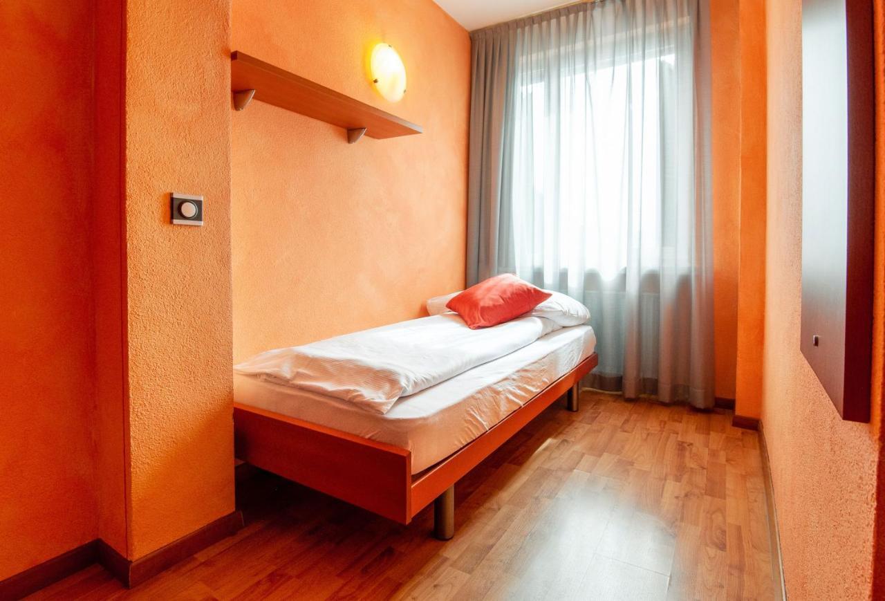 Hotel Al Giardinetto Biasca Esterno foto